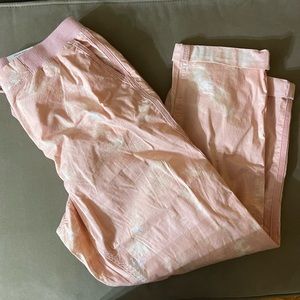 Cropped pants NWT